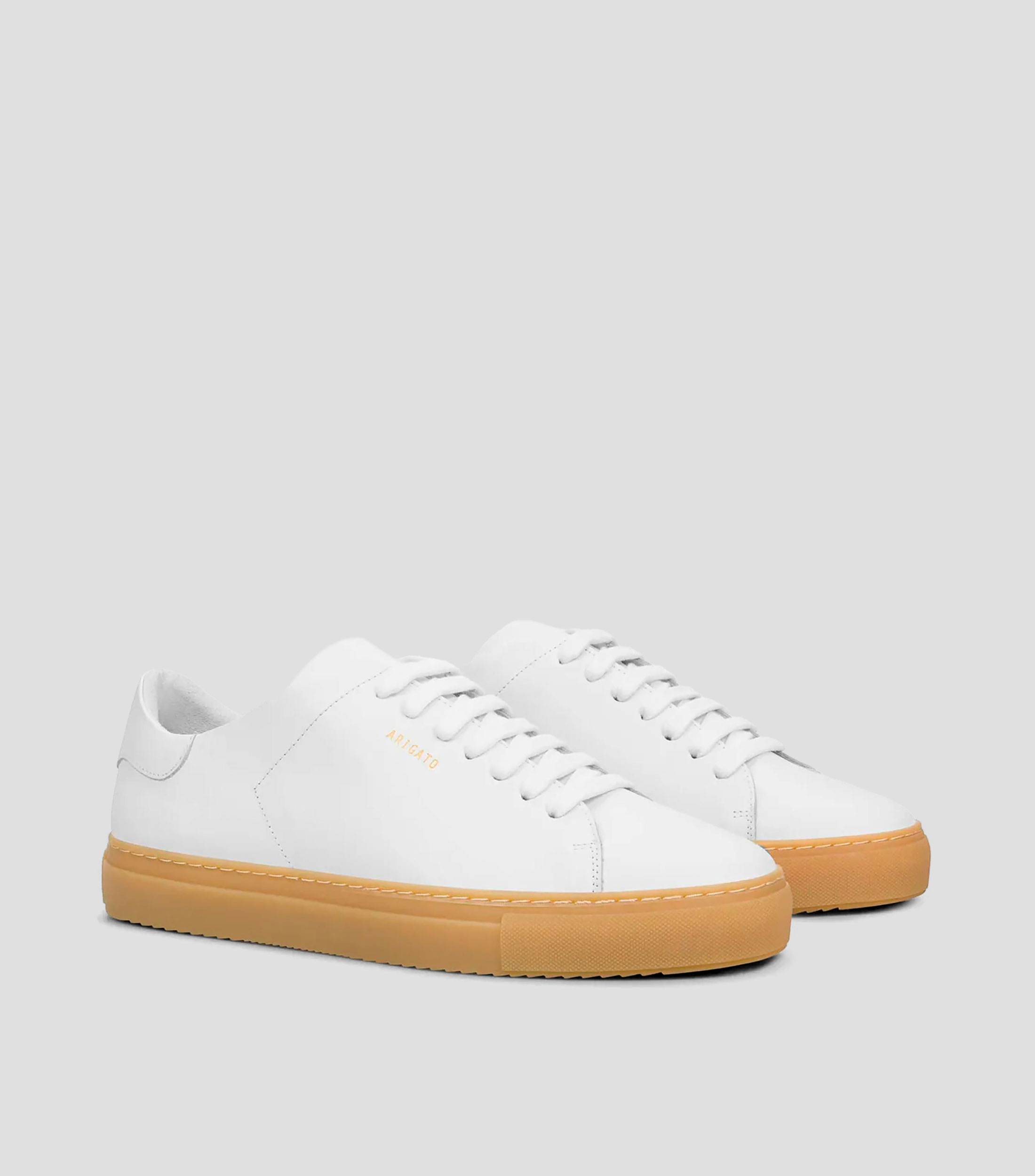 Tenis casulaes Clean 90 en piel Hombre